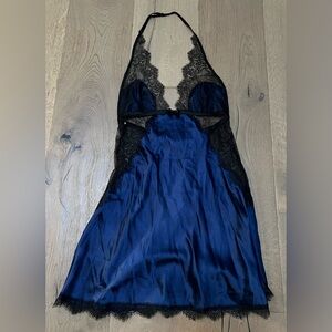 Gorgeous vintage Victoria’s Secret blue and black lace halter chemise in Size S.